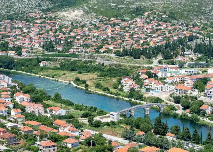 السفر إلى البوسنة Bosnia