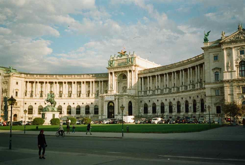 السفر إلى النمسا Travel to Austria
