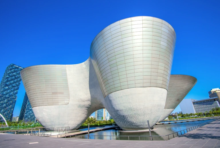 متحف اللوفر أبو ظبي Louvre Abu Dhabi